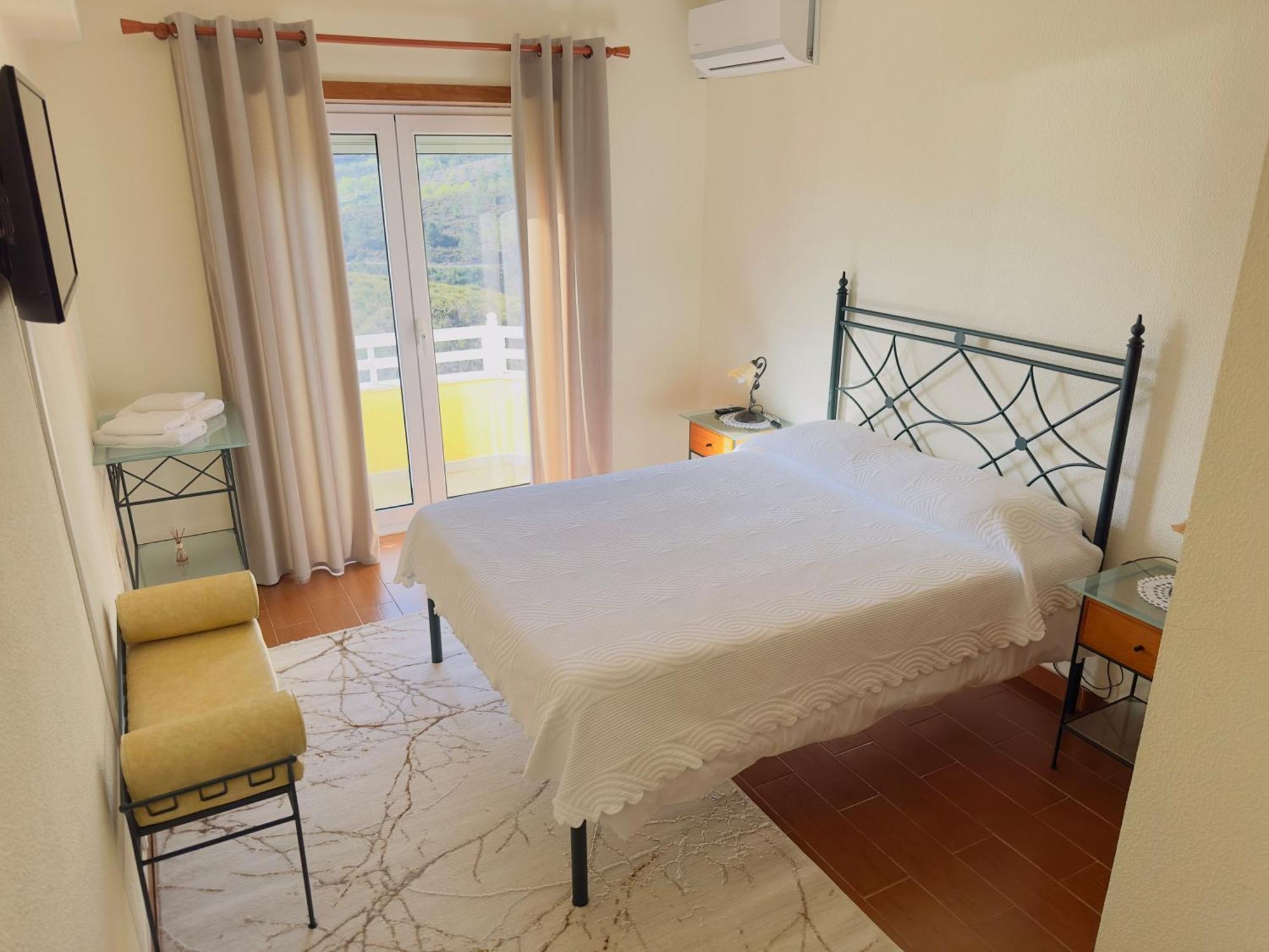 Готель Residencial A Cista Vila da Ponte Екстер'єр фото